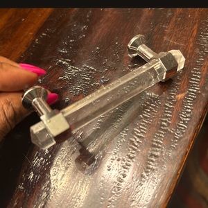 Beautiful acrylic drawer pulls
